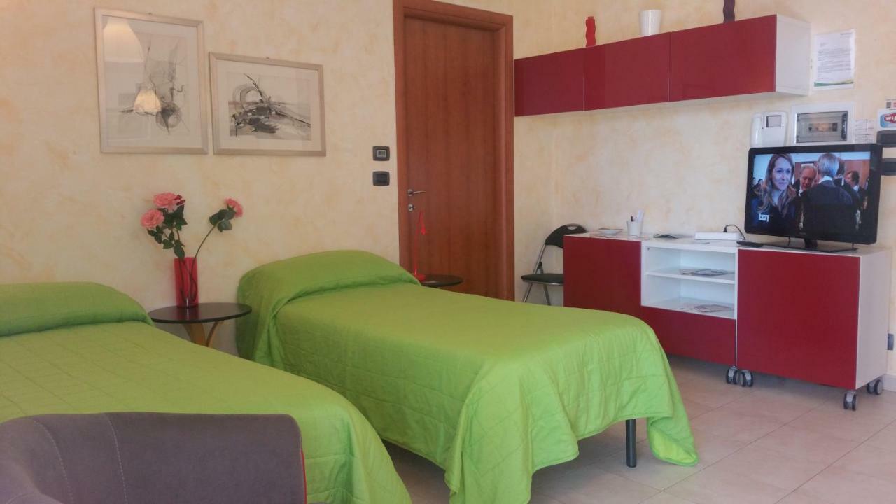 B&Bleterrazze Boutiquehotel2-Torino Ciriè Eksteriør billede