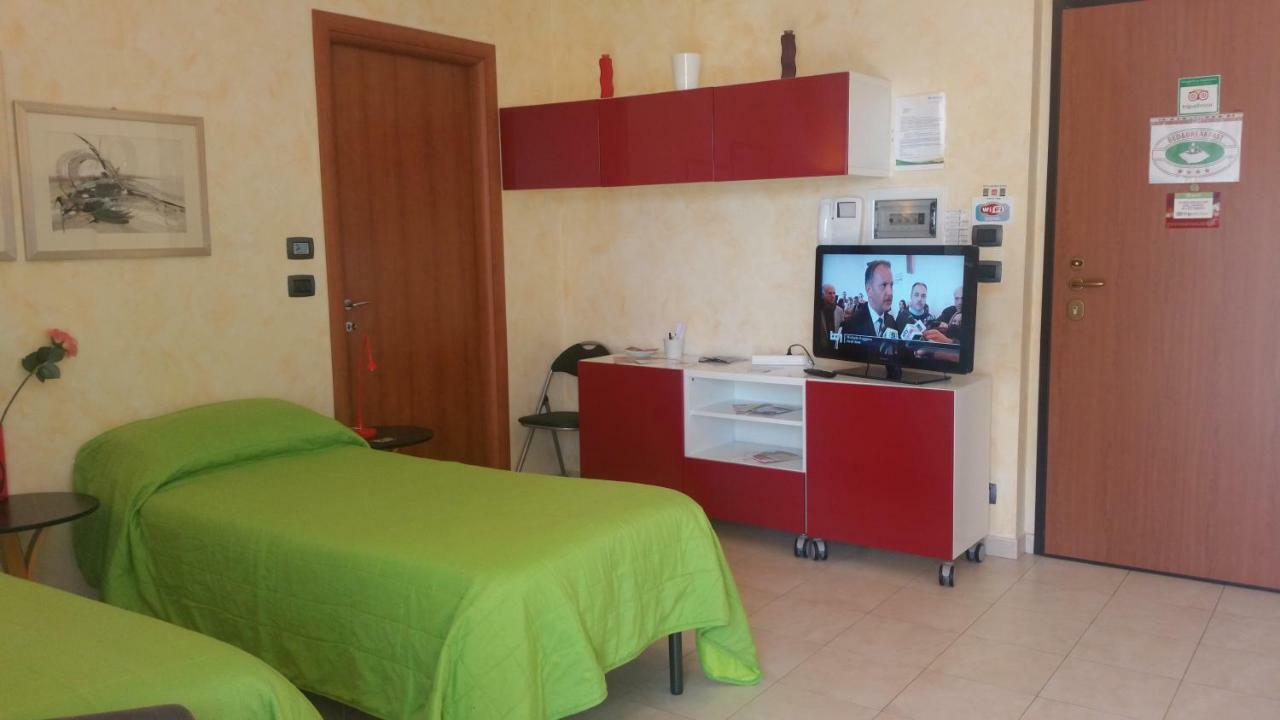 B&Bleterrazze Boutiquehotel2-Torino Ciriè Eksteriør billede
